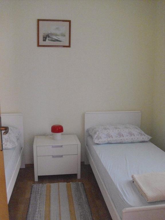 Apartments Rukavina 罗戈兹尼察 外观 照片