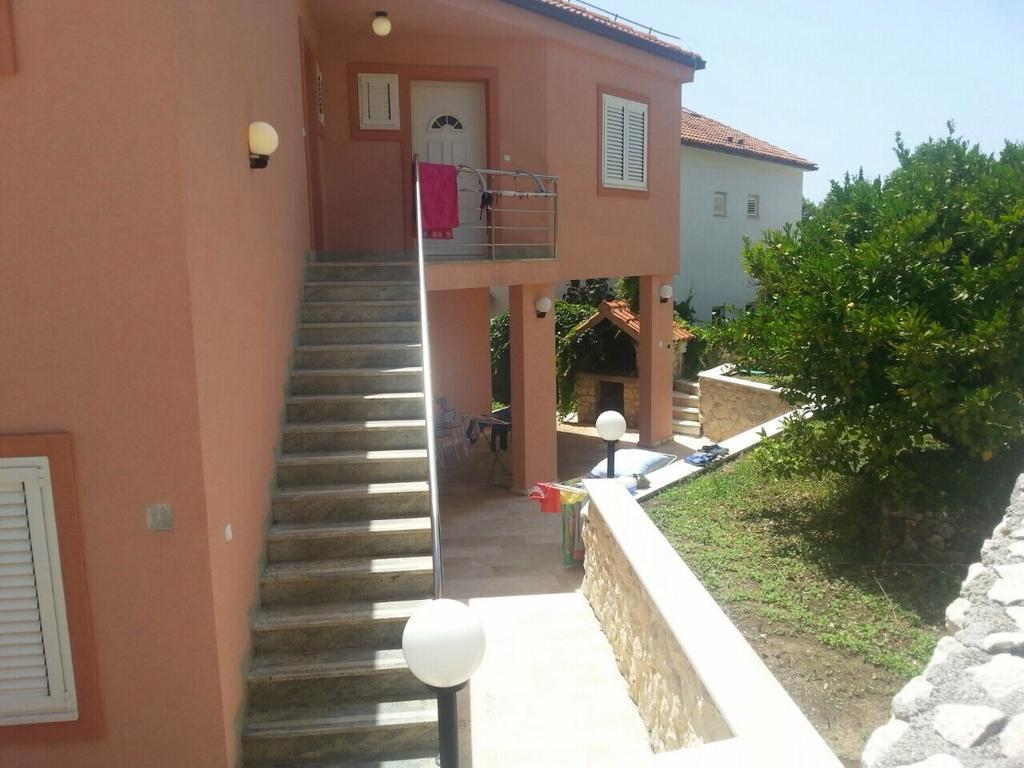 Apartments Rukavina 罗戈兹尼察 外观 照片